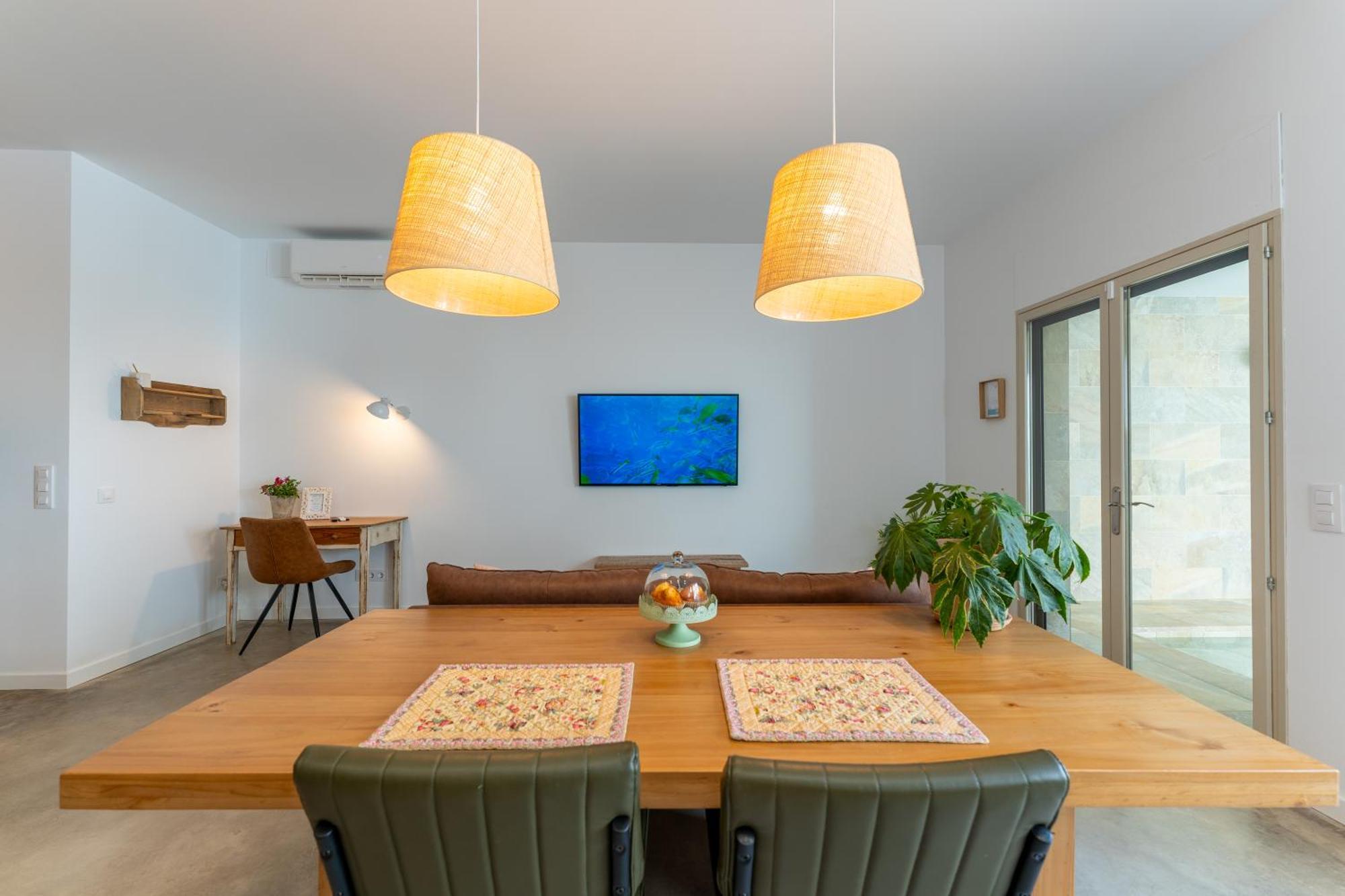 菲格拉斯Loft Con Piscina Climatizada De Agua Salada Y Parking En El Centro De Figueres公寓 外观 照片